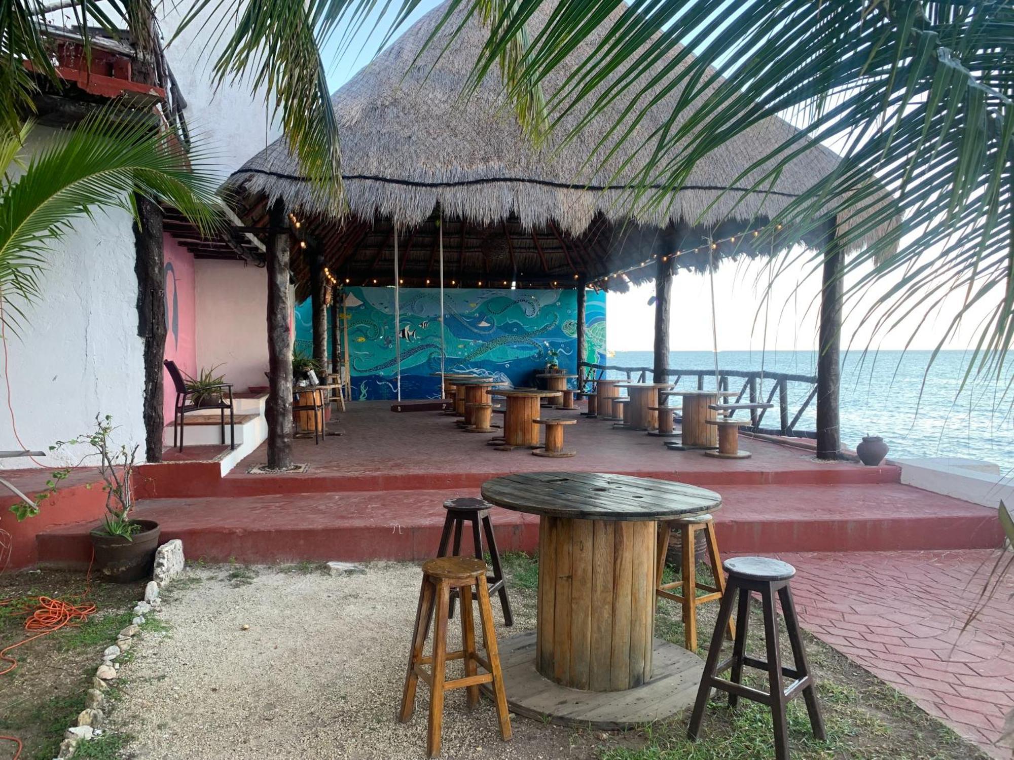 Casa Caribe Cancún Exterior foto Beach bar in Akumal