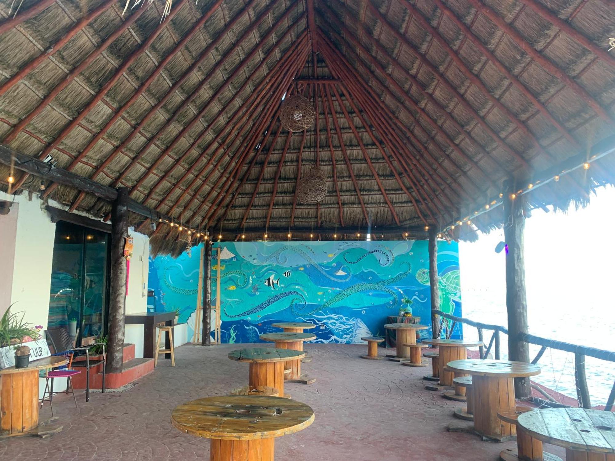 Casa Caribe Cancún Exterior foto The interior of the restaurant